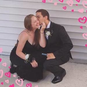 Meet your Posher, Eleanora